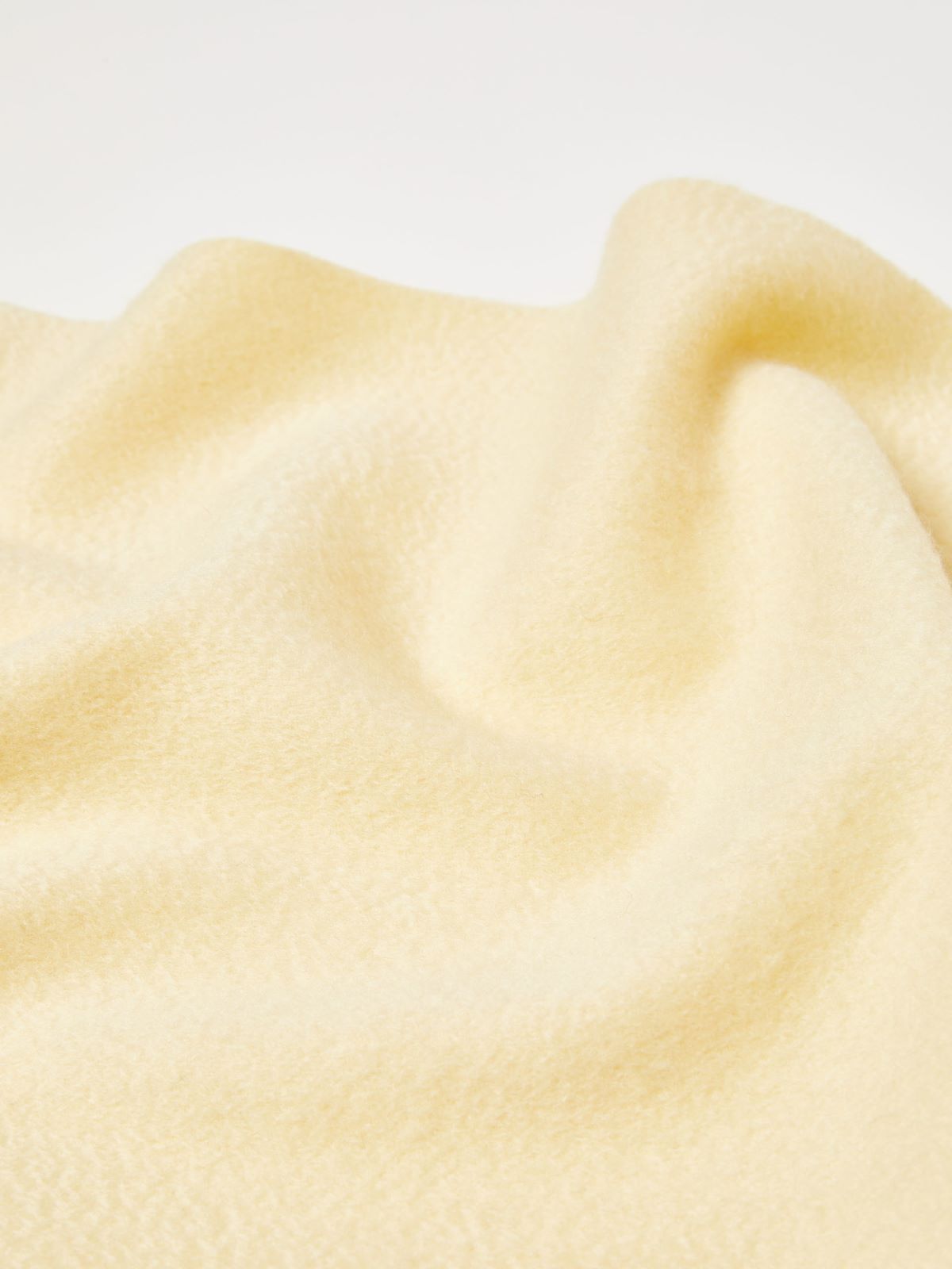 Cashmere stole with embroidery