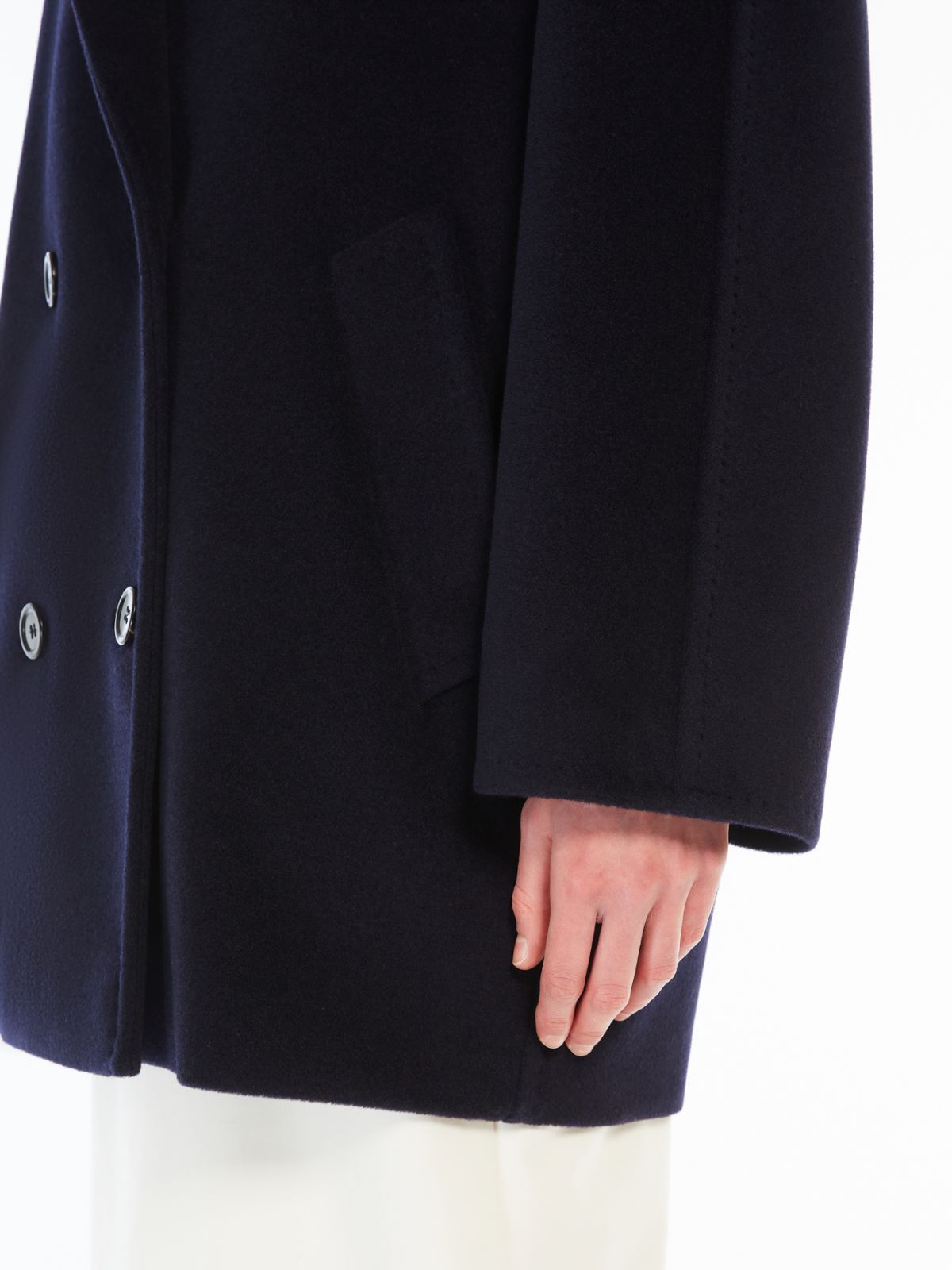 Short 101801 Icon Coat