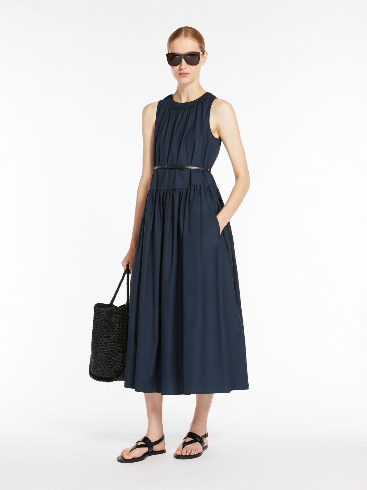 Poplin dress with belt
