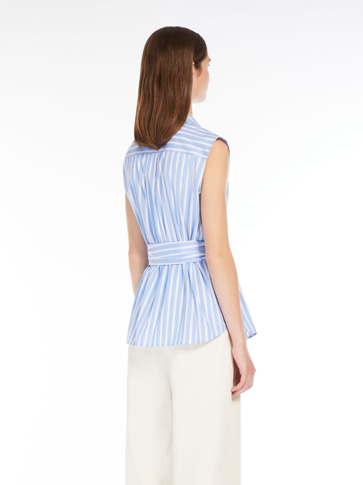 Sleeveless poplin shirt