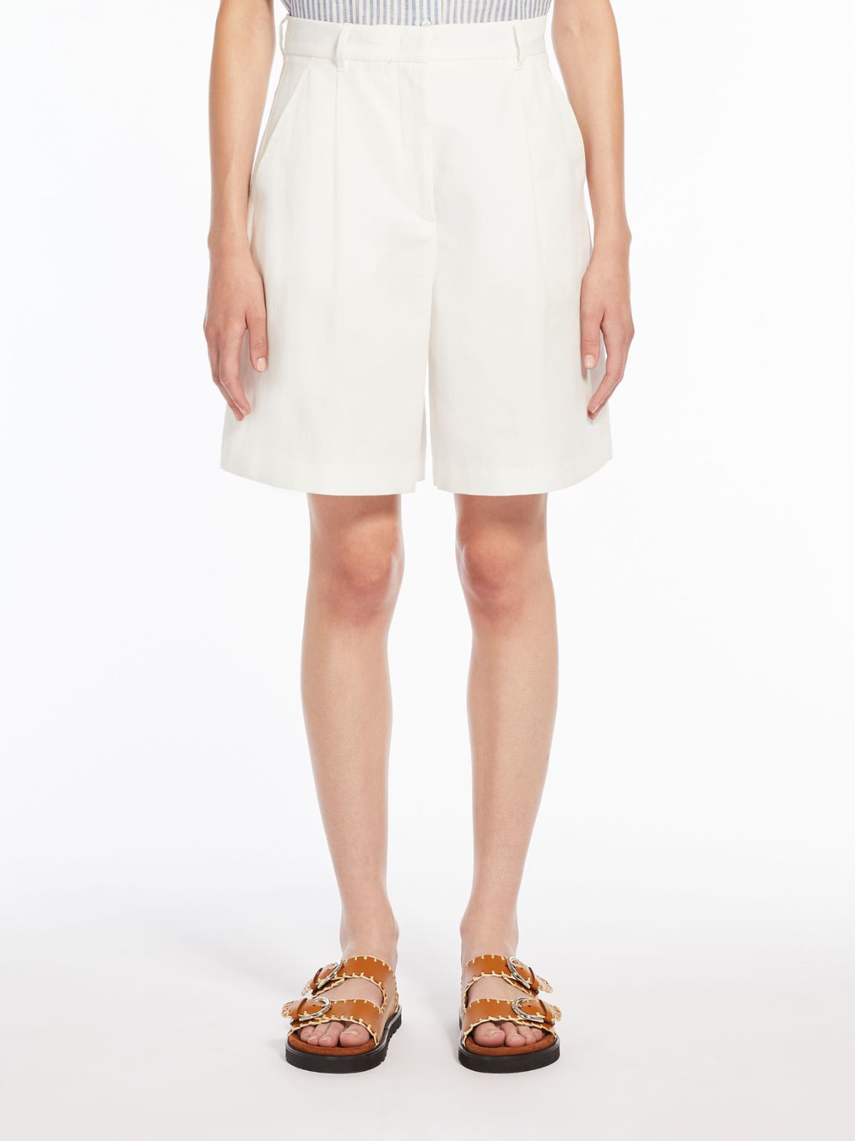 Cotton and linen canvas Bermuda shorts