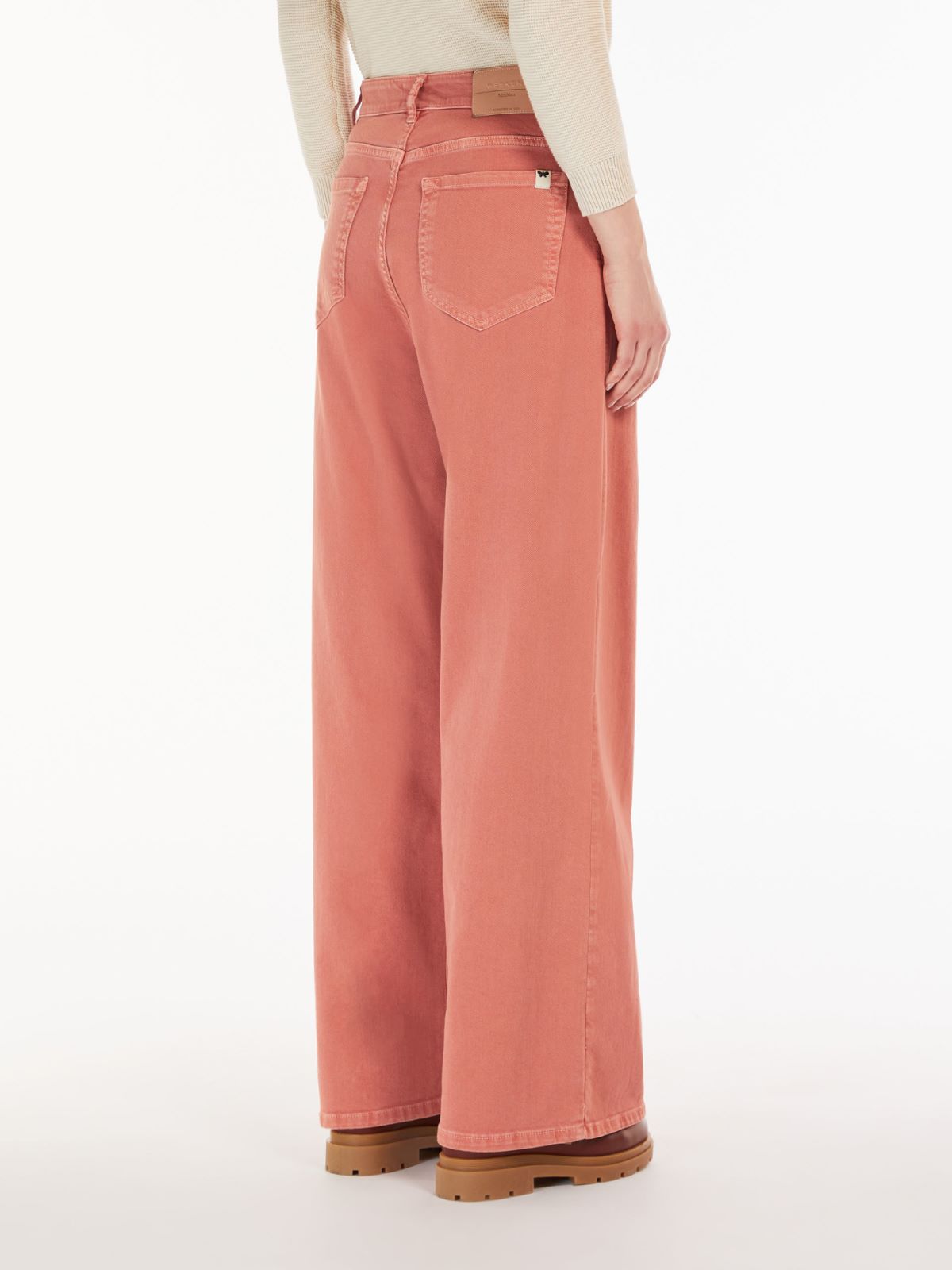 Cropped cotton trousers