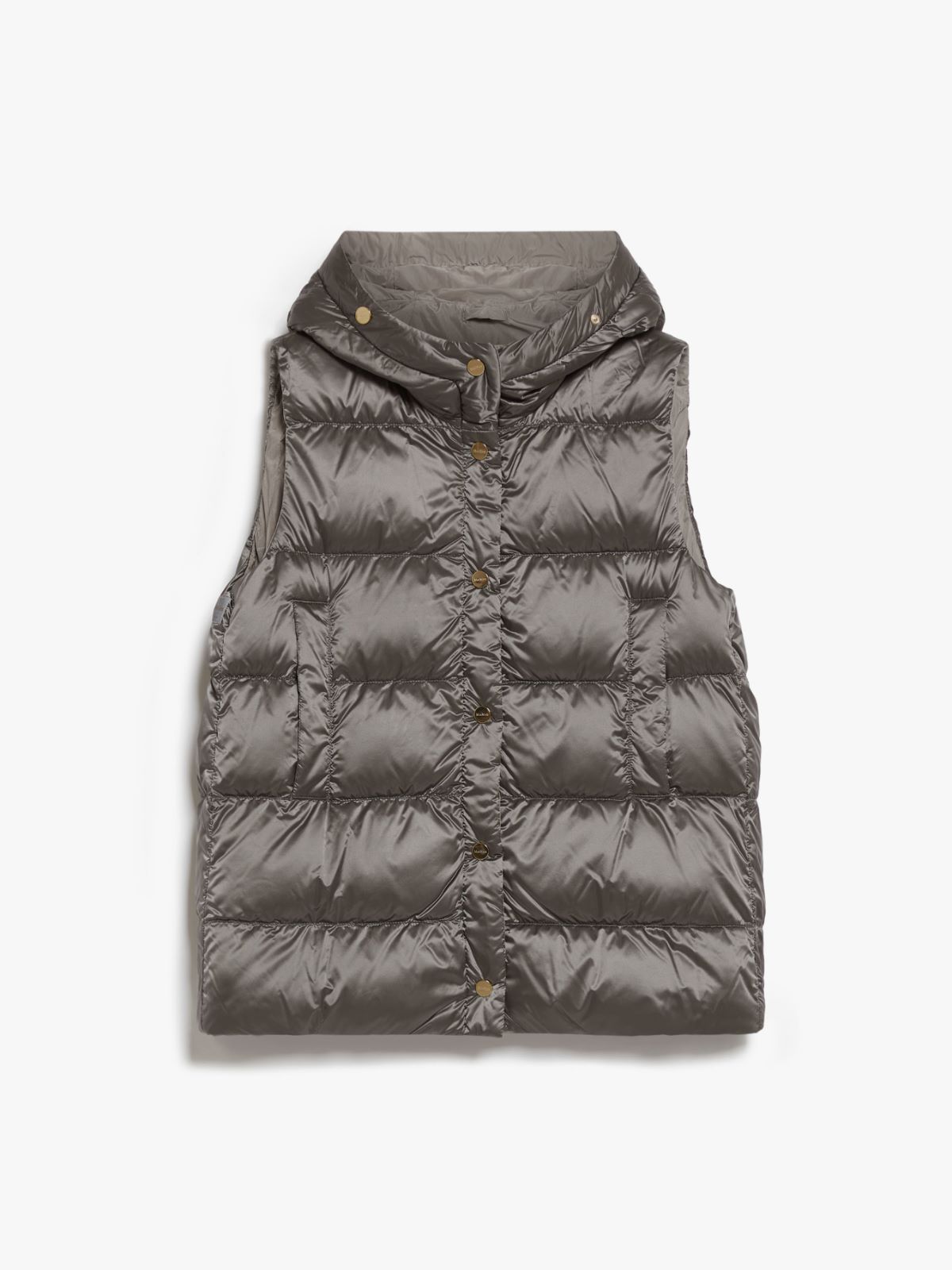 Reversible gilet in water-resistant fabric