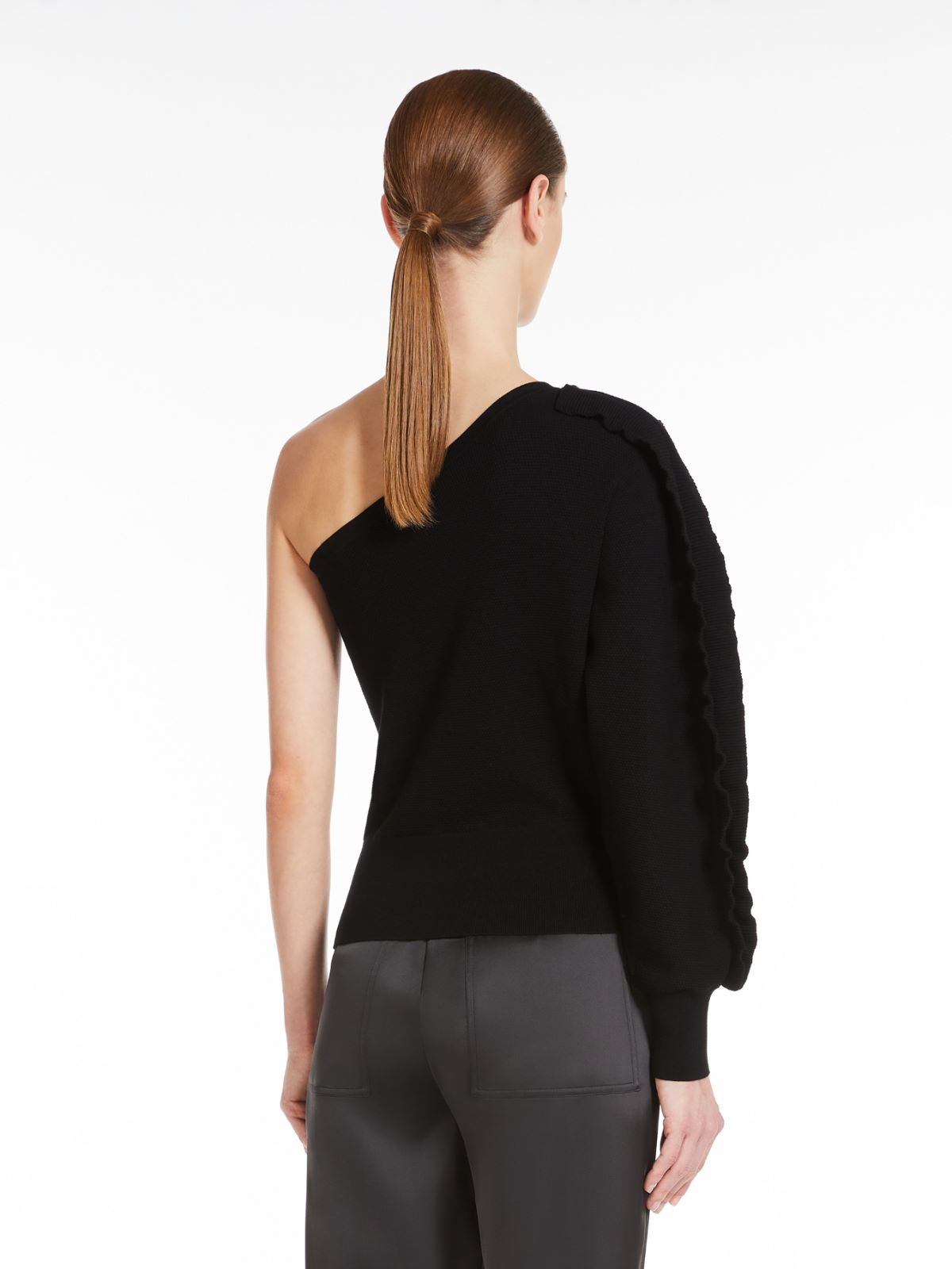 One-shoulder viscose jumper