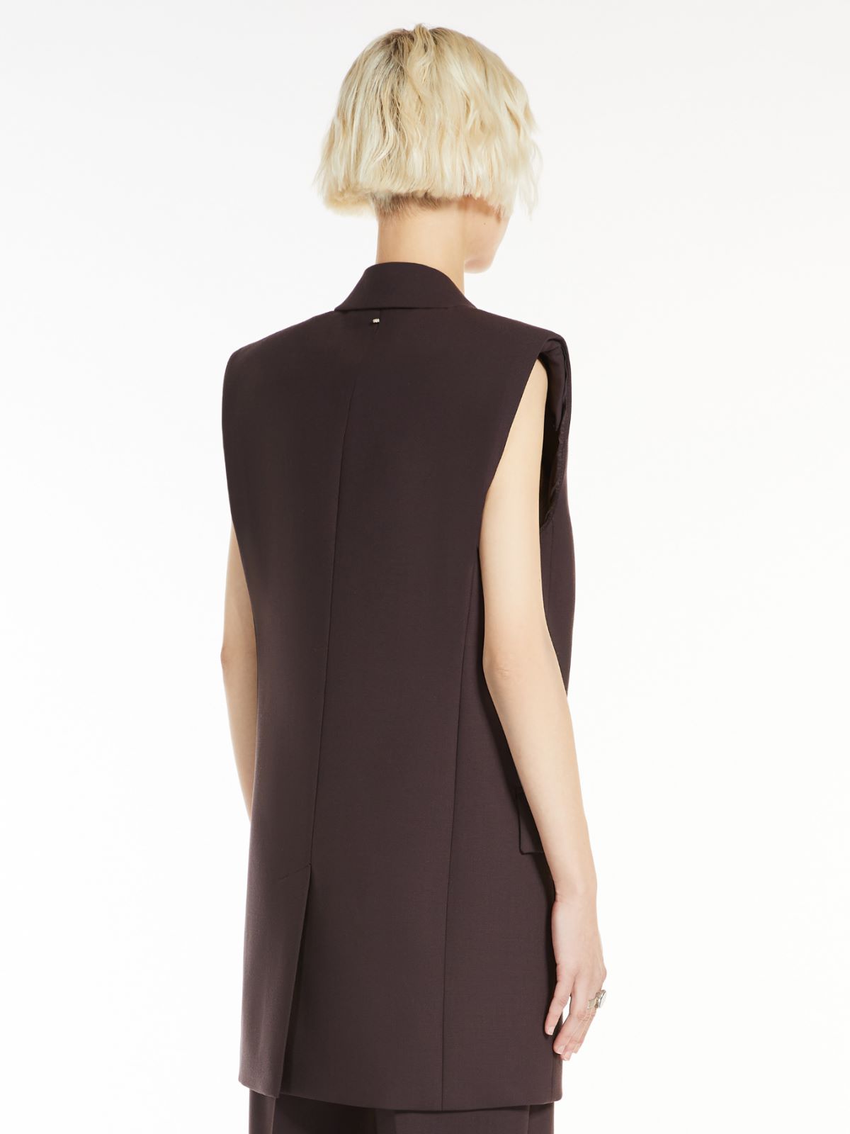 Sleeveless wool blazer