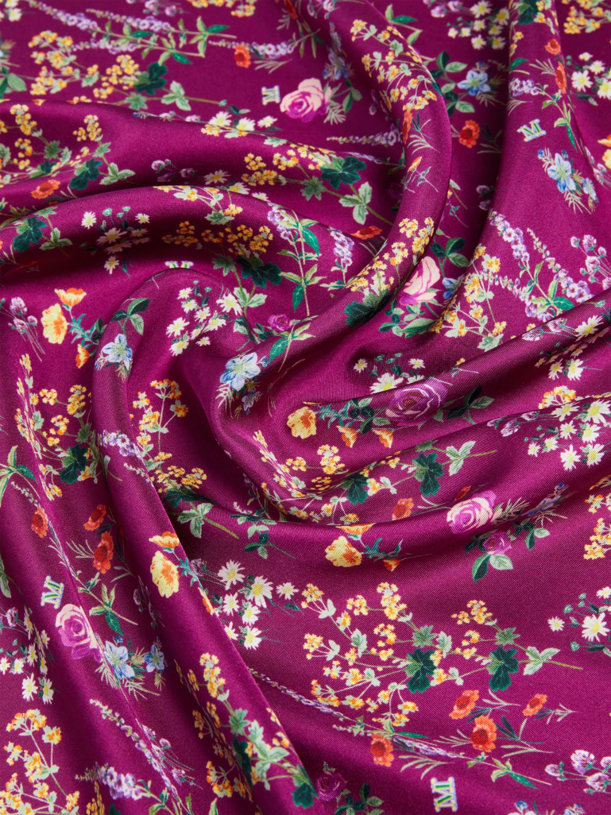 Printed silk foulard