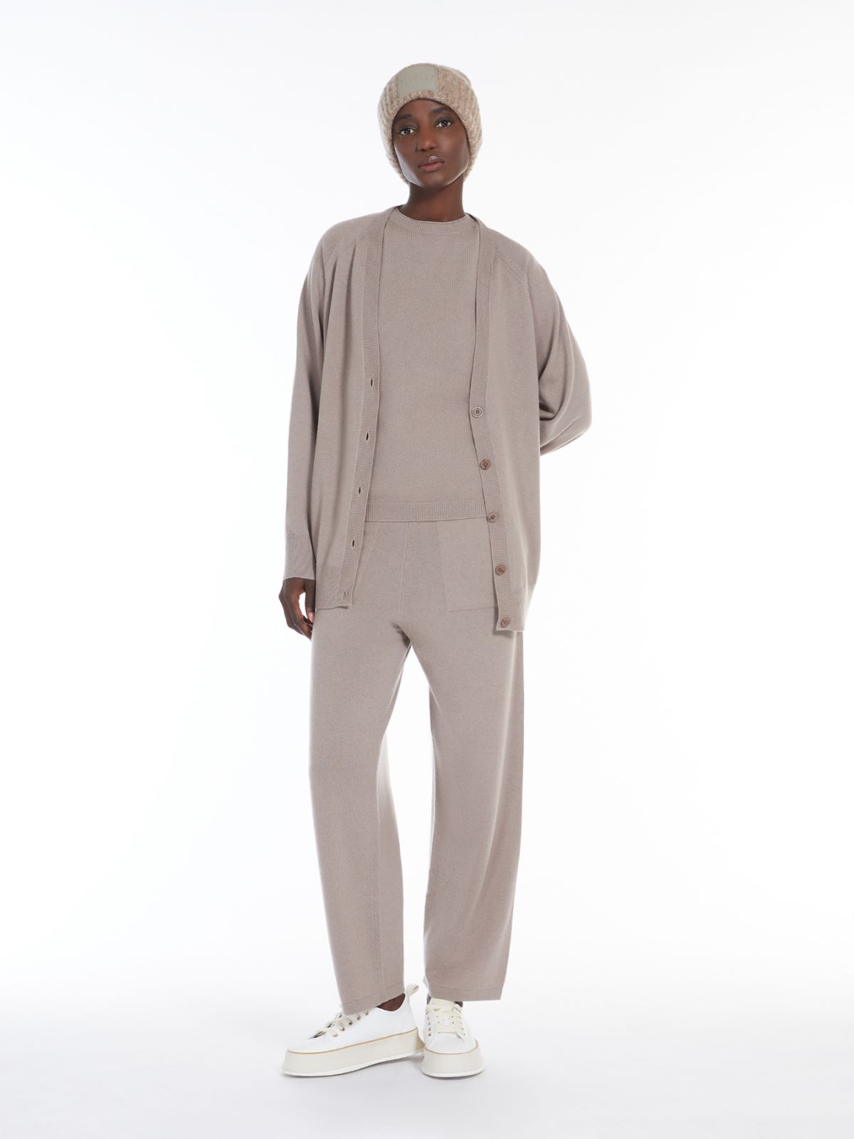 Wool and cashmere yarn trousers