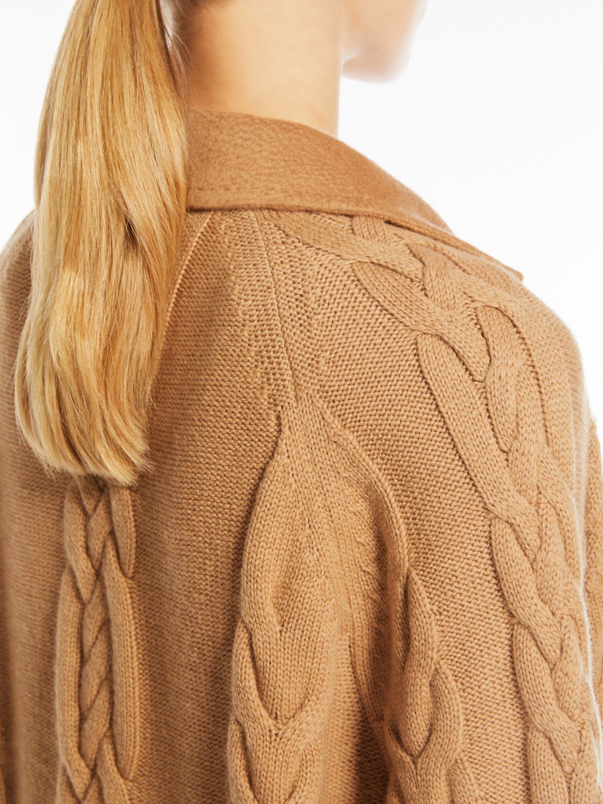 Wool and cashmere pea coat