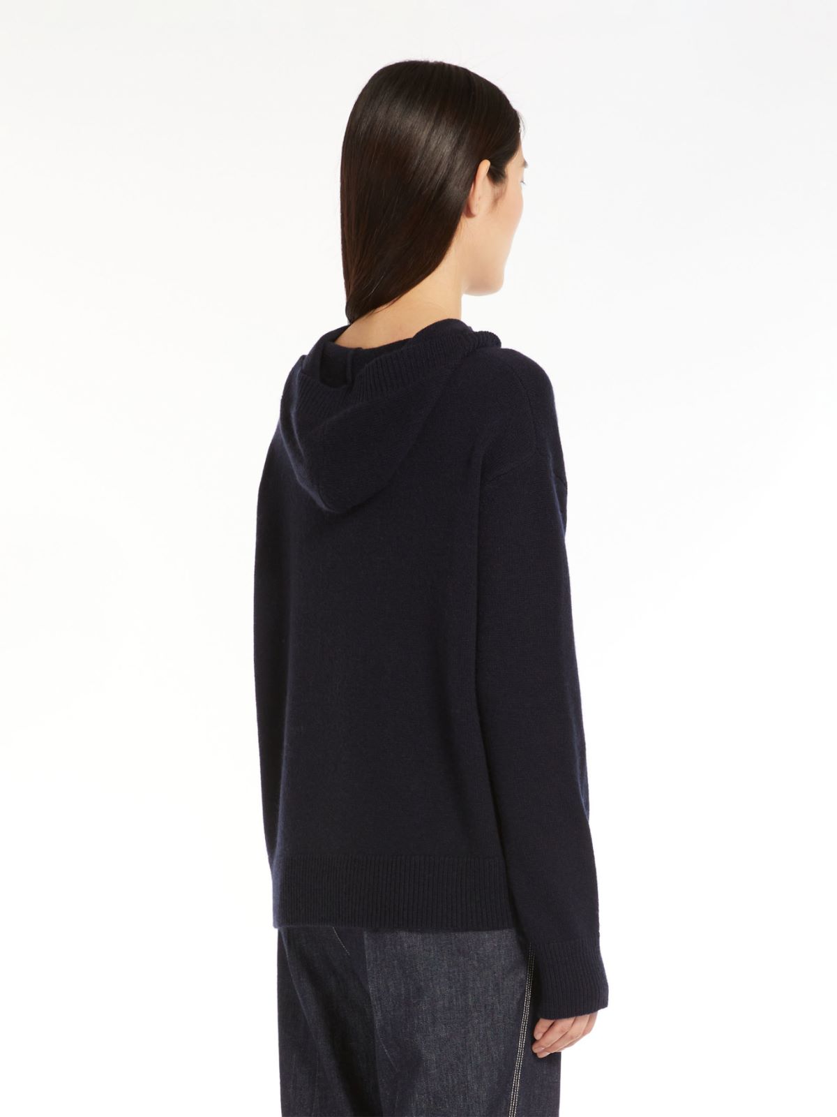Wool and cashmere sweater