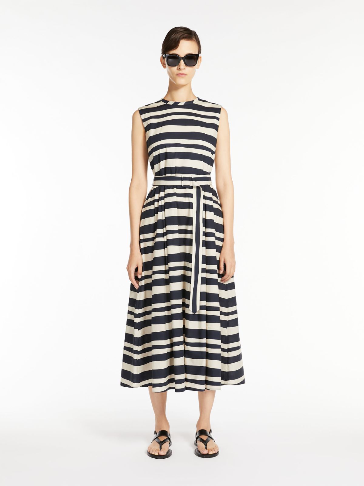 Printed poplin dress with belt