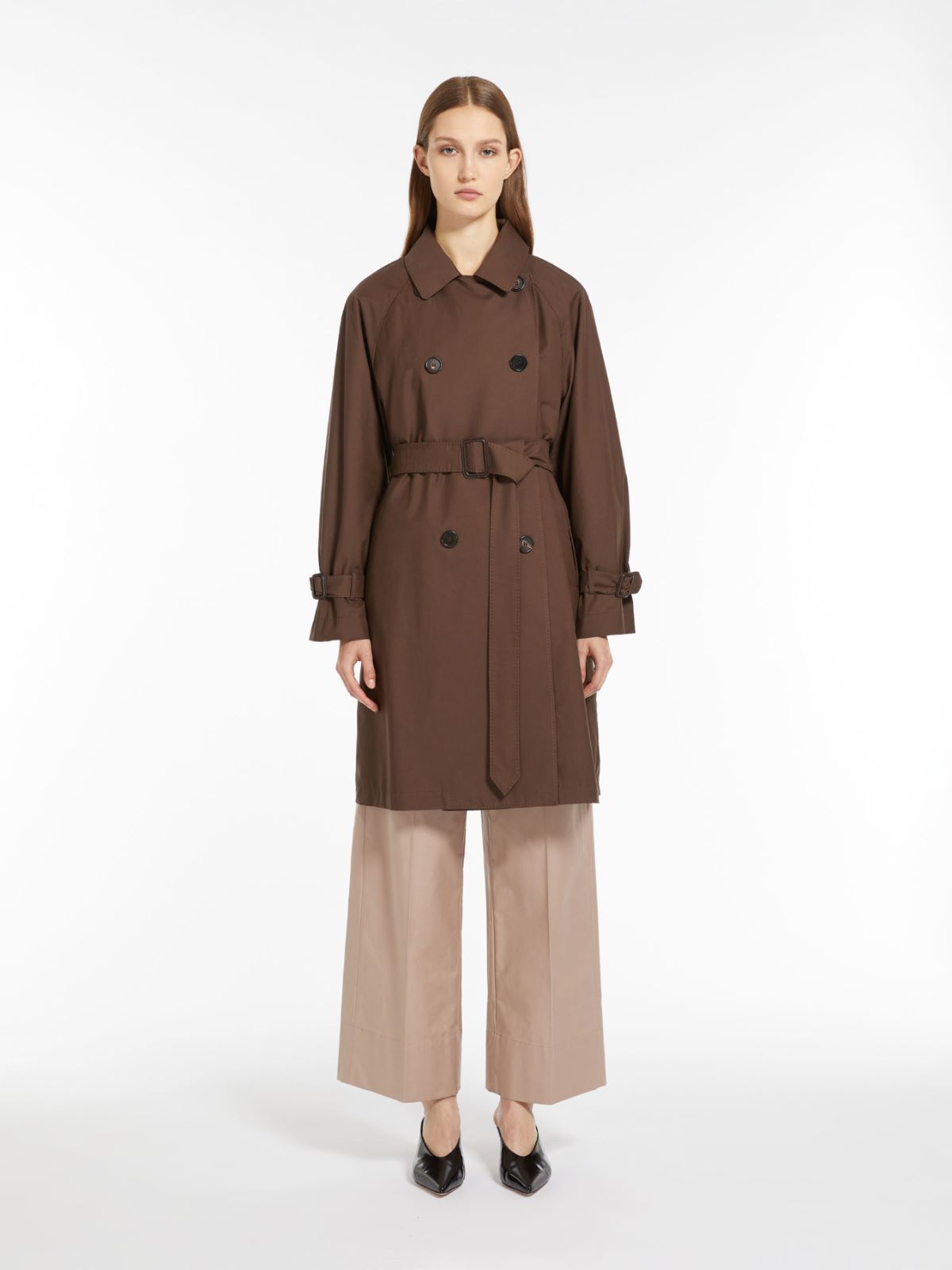 Double-breasted trench coat in water-resistant cotton twill