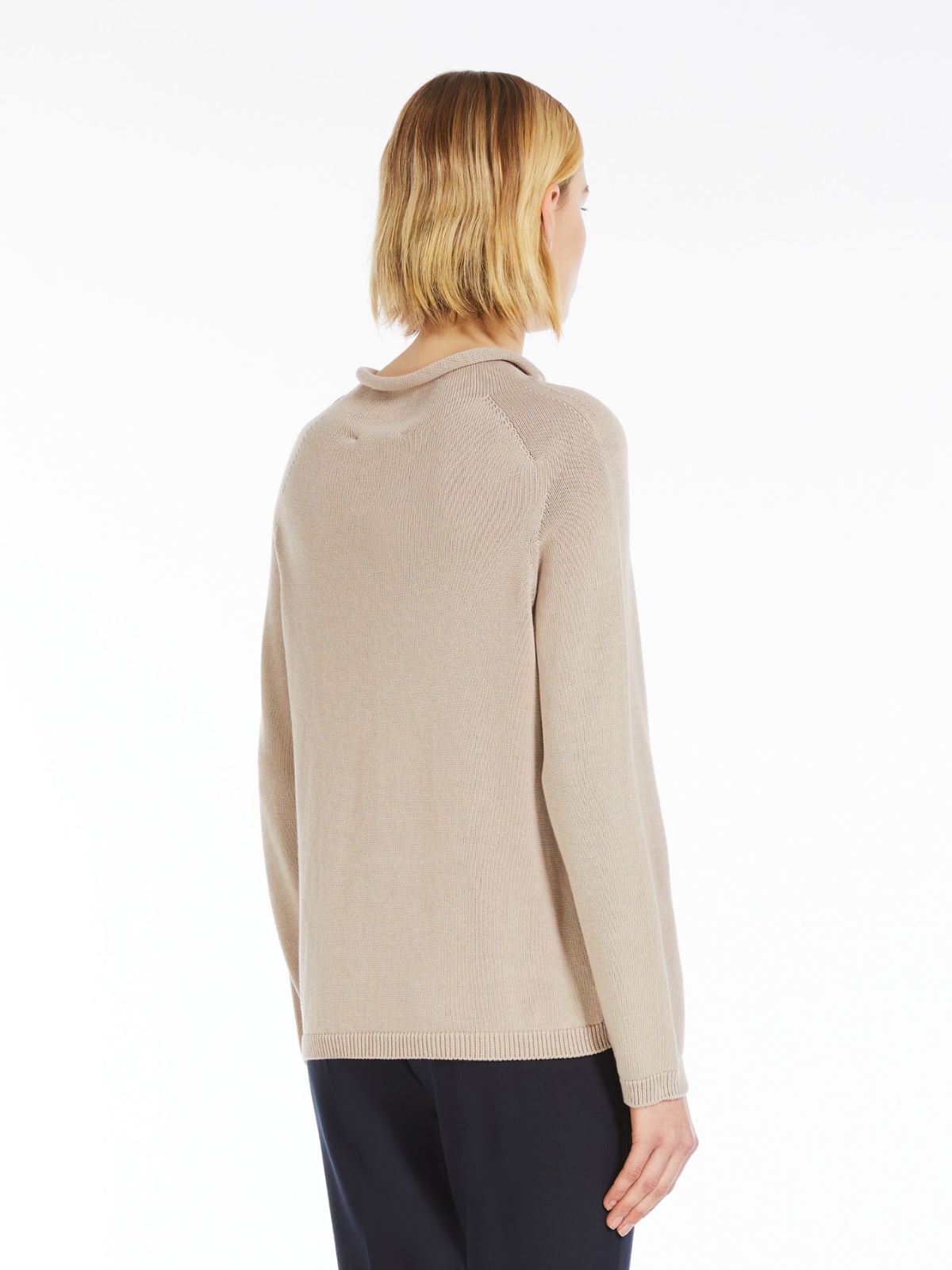 Cotton yarn polo-neck sweater