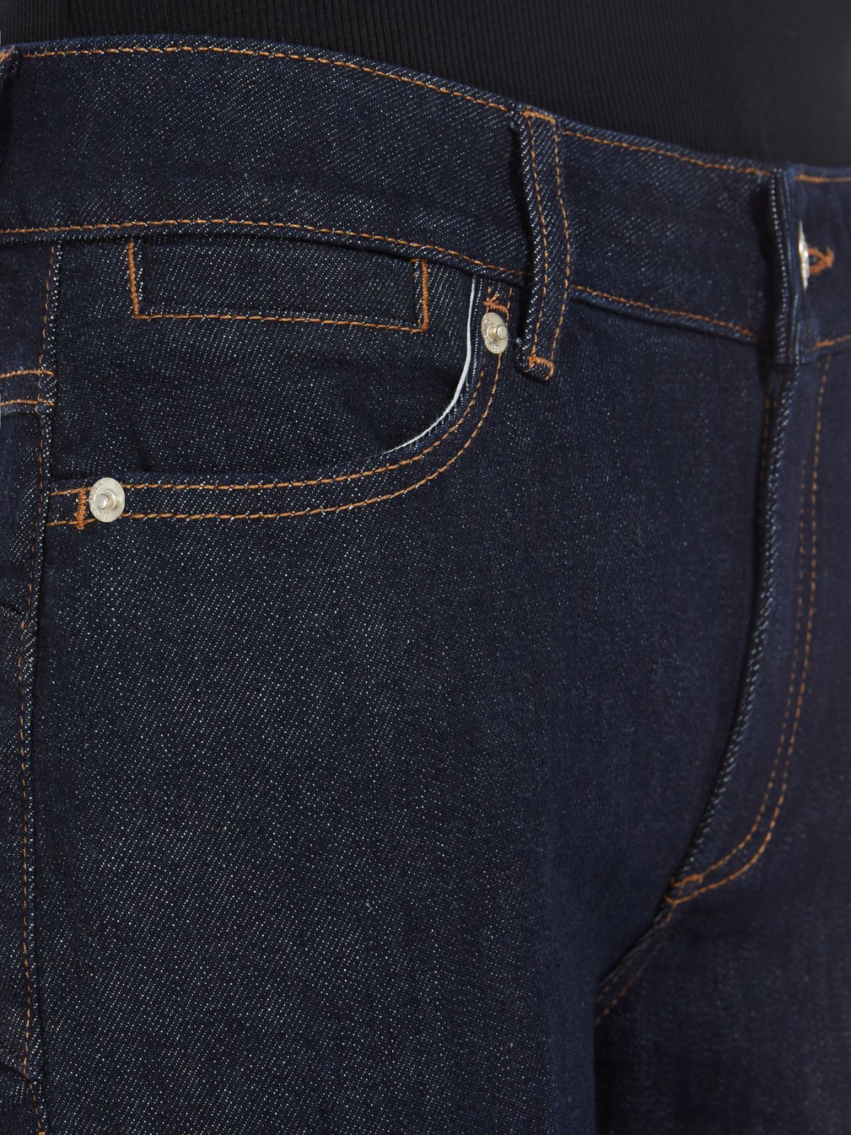 Stretch mini flare jeans