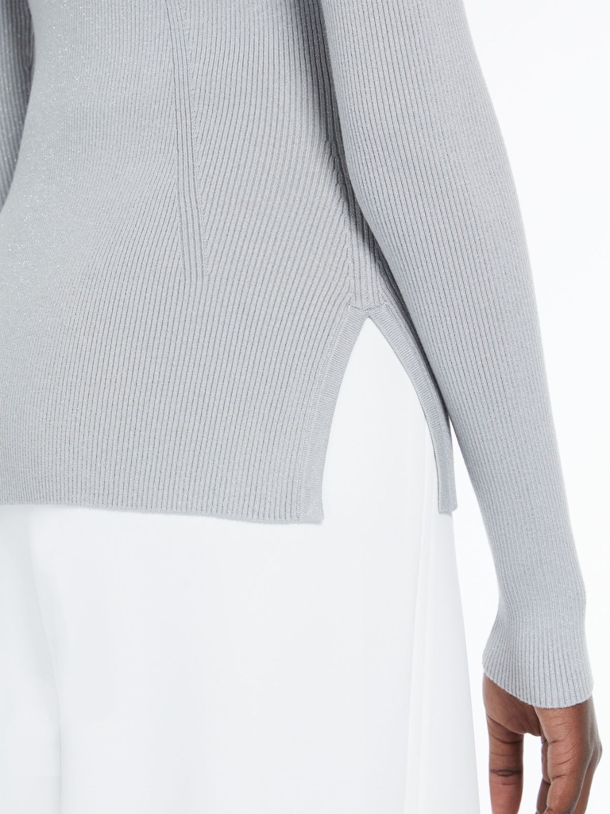 Viscose and lurex yarn sweater