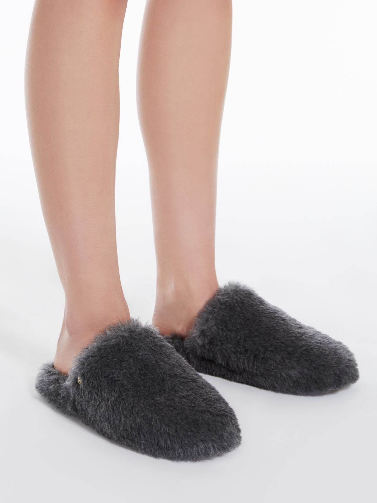 Teddy fabric slippers