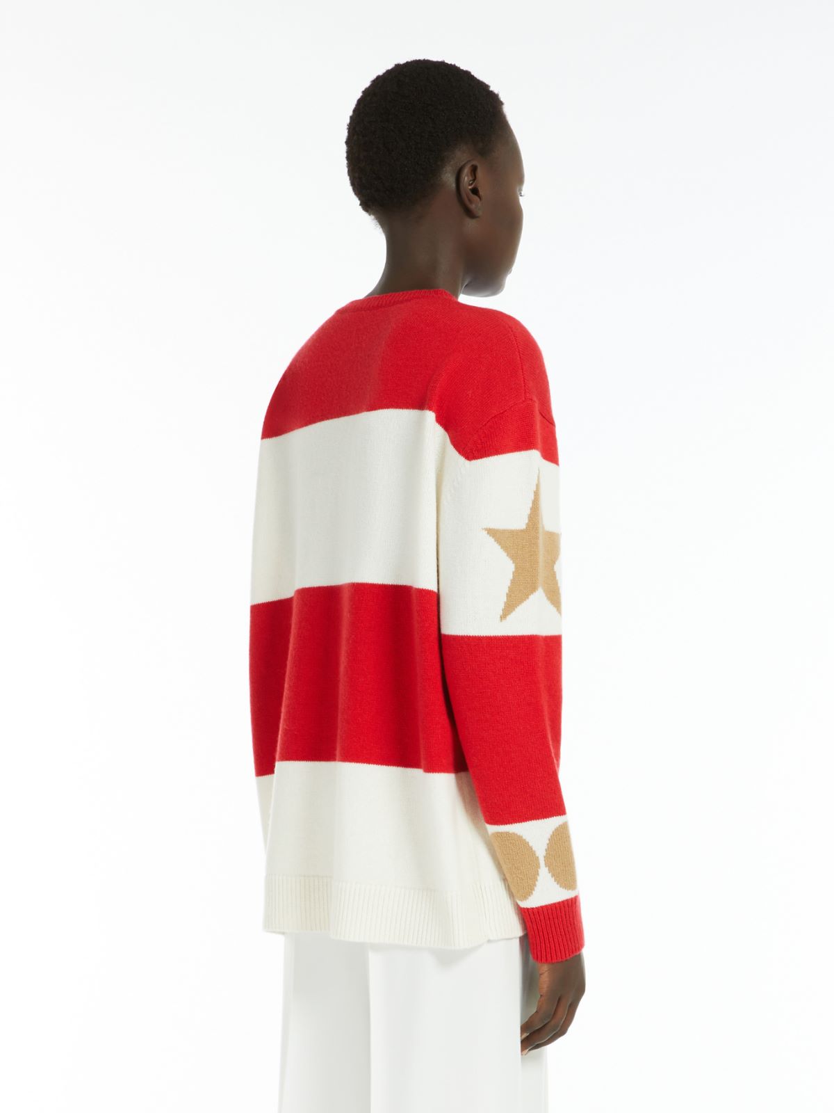 Oversized wool and cashmere jumper