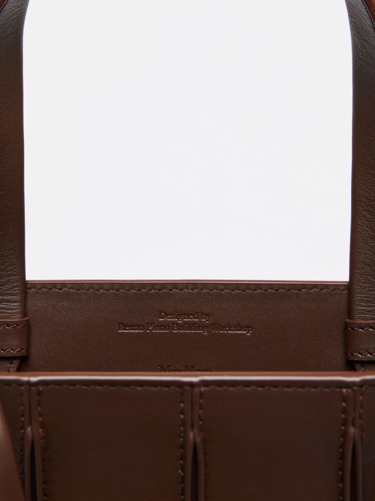 Large leather Whitney Bag