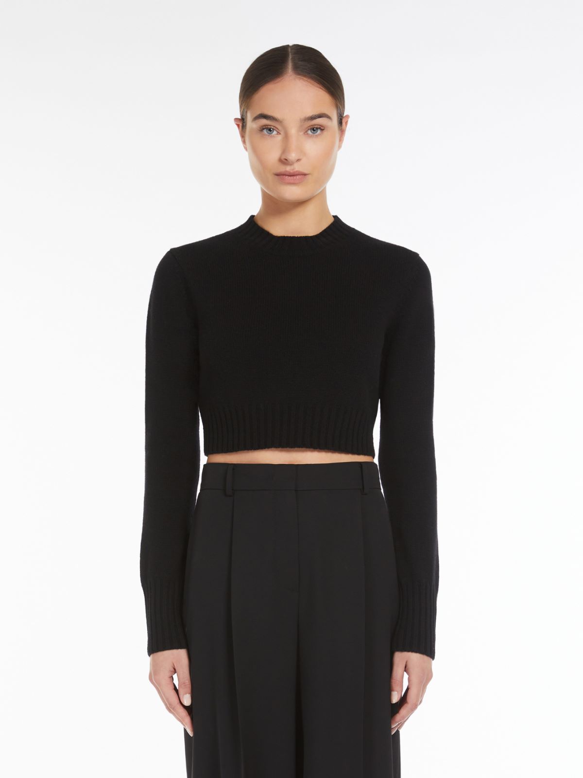 Cropped cashmere jumper