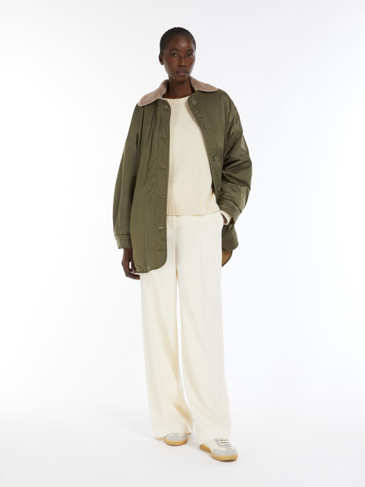 Reversible water-repellent canvas down jacket