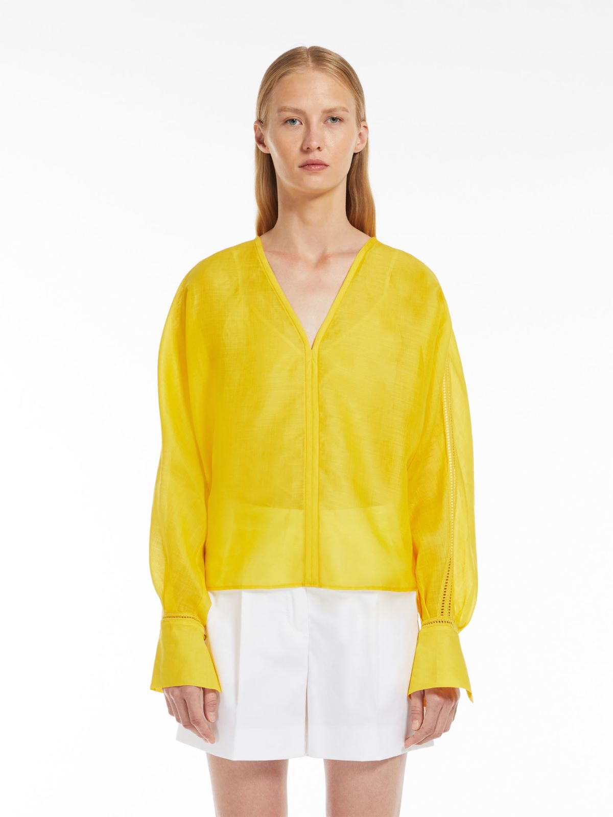 Ramie gauze and lace blouse