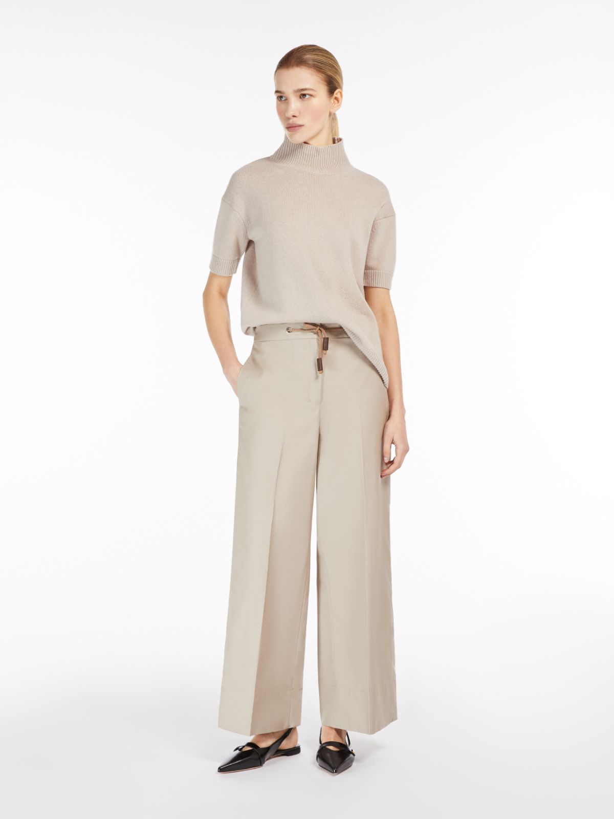 Water-repellent twill trousers