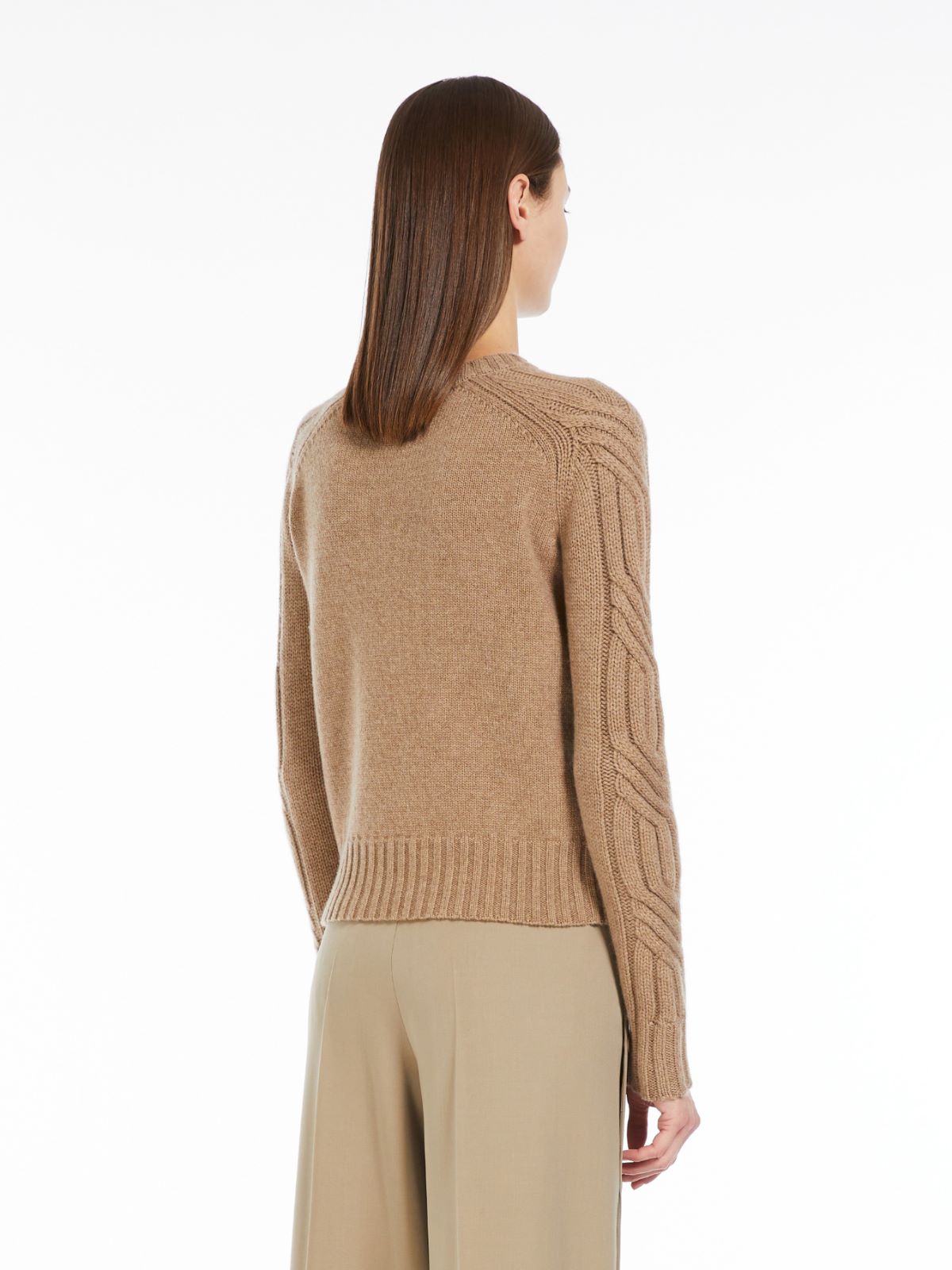 Pure cashmere crew-neck jumper