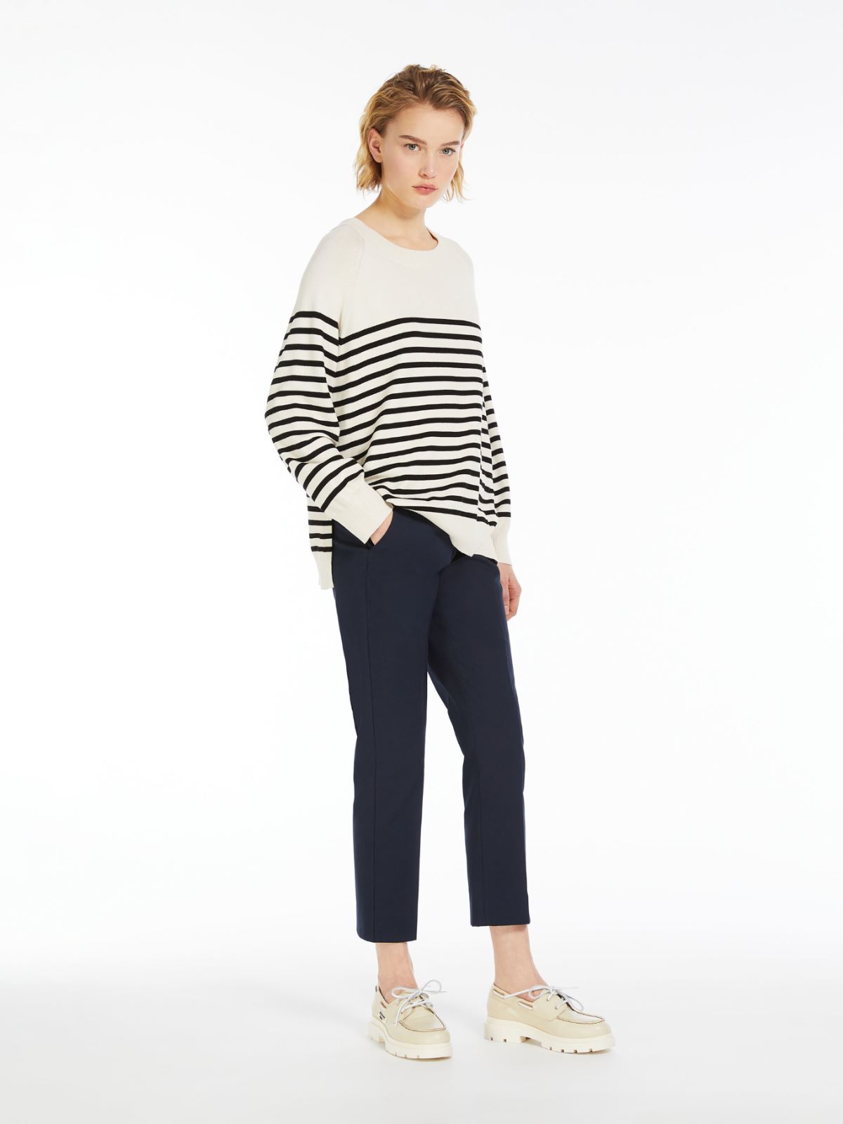 Stretch cotton cigarette trousers