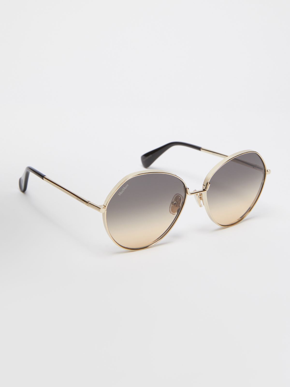 Round metal sunglasses