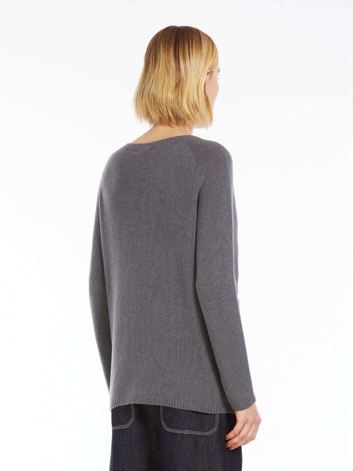 Wool and cashmere sweater