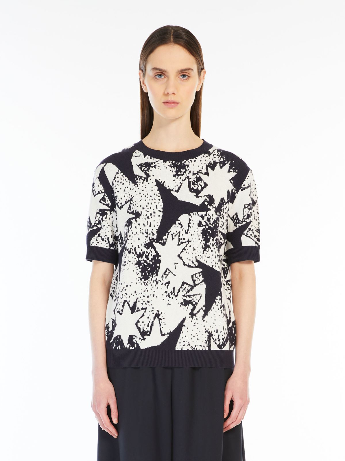 Jacquard viscose yarn T-shirt