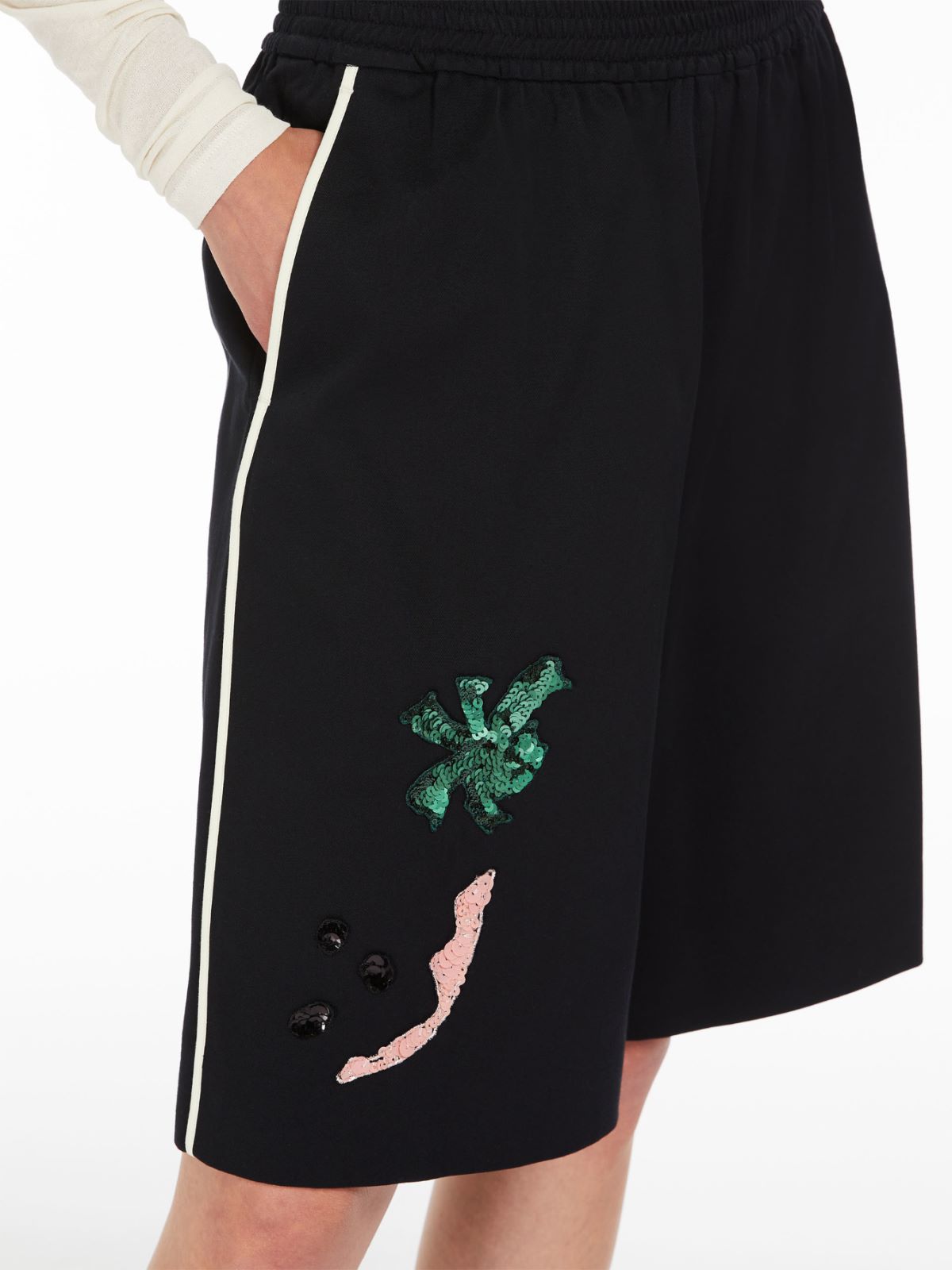 Cotton gabardine shorts