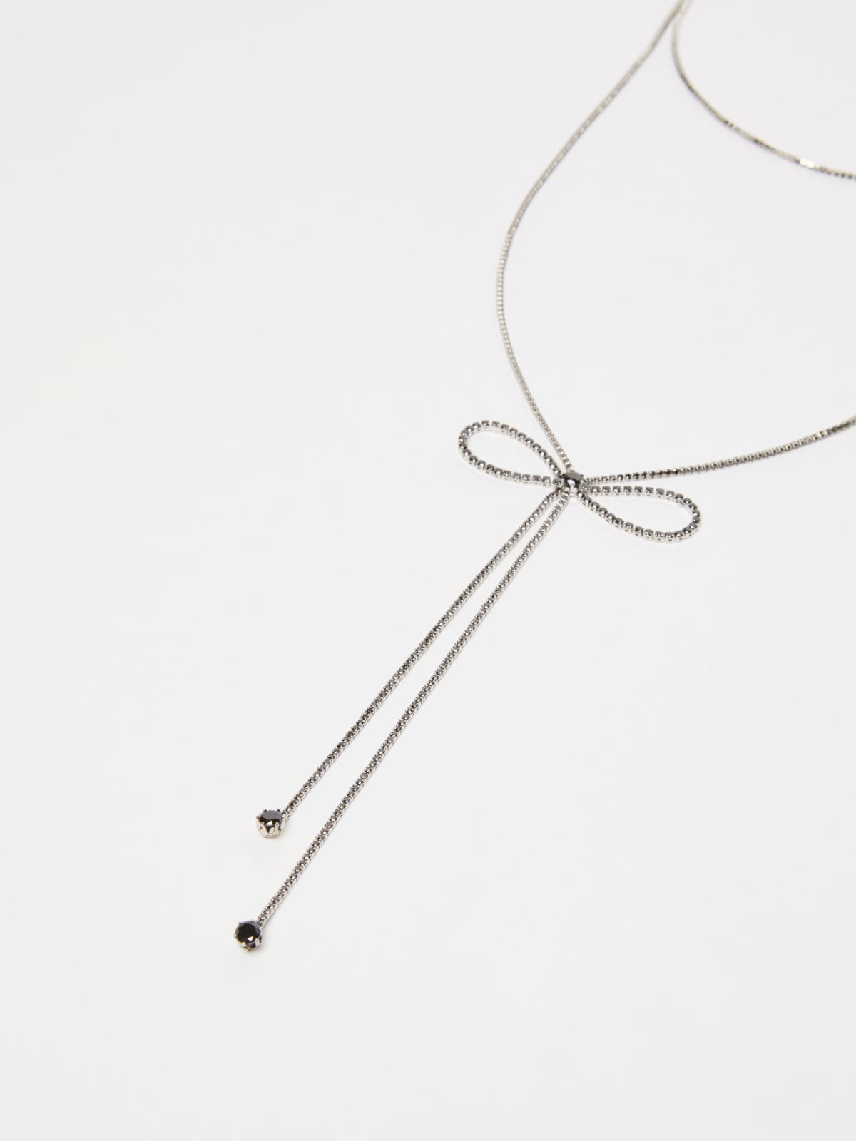 Set of 2 rhinestone necklaces