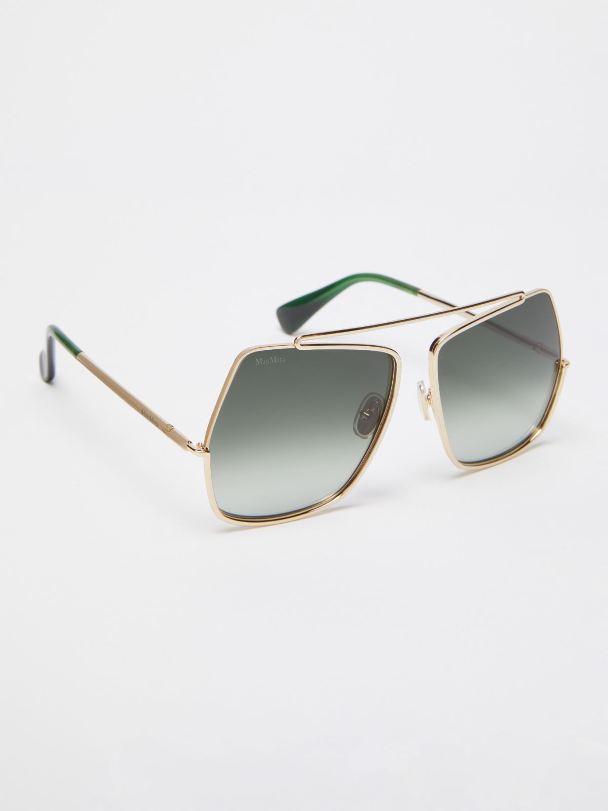 Square metal sunglasses