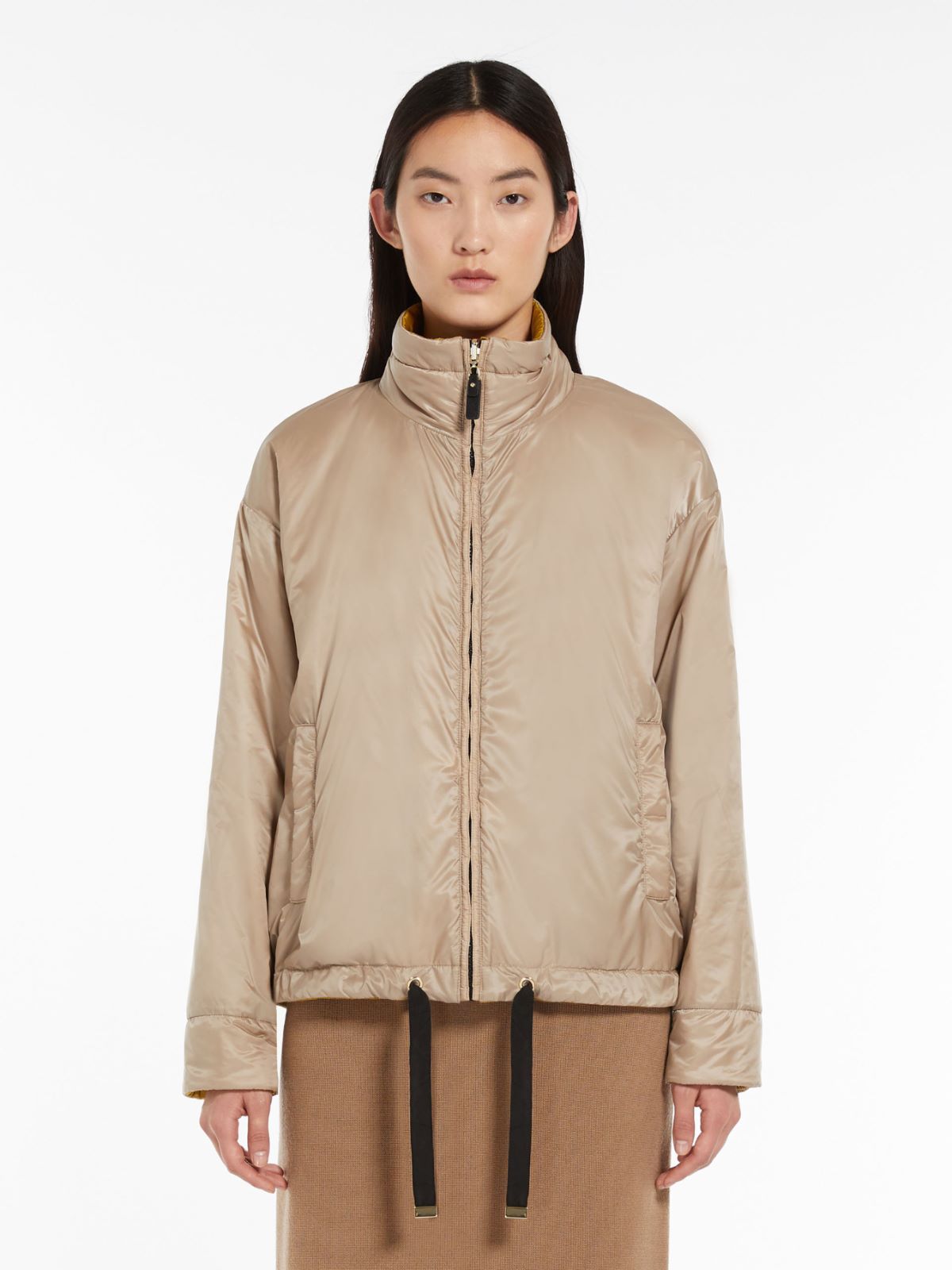 Reversible jacket in water-resistant technical canvas