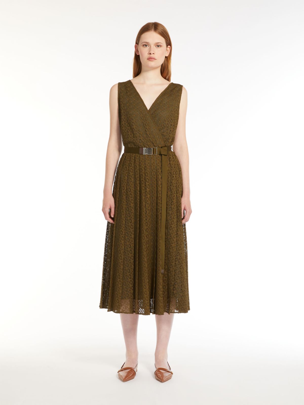 Lace dress with circular skirt