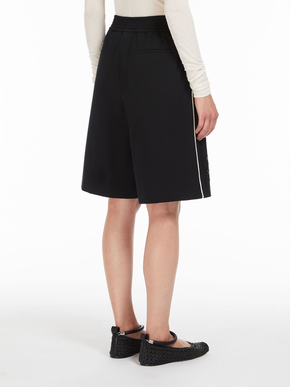 Cotton gabardine shorts