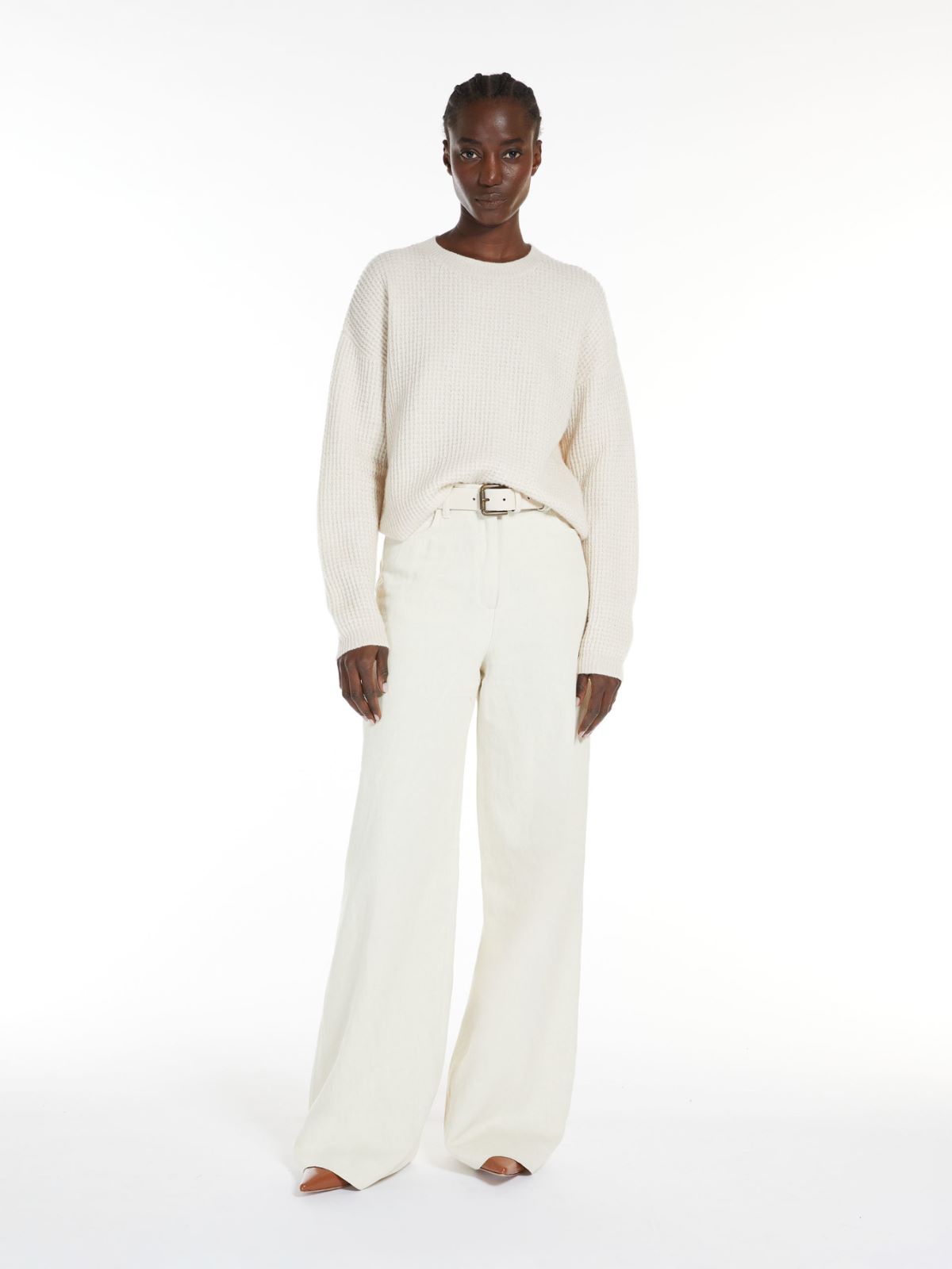 Cashmere yarn jumper