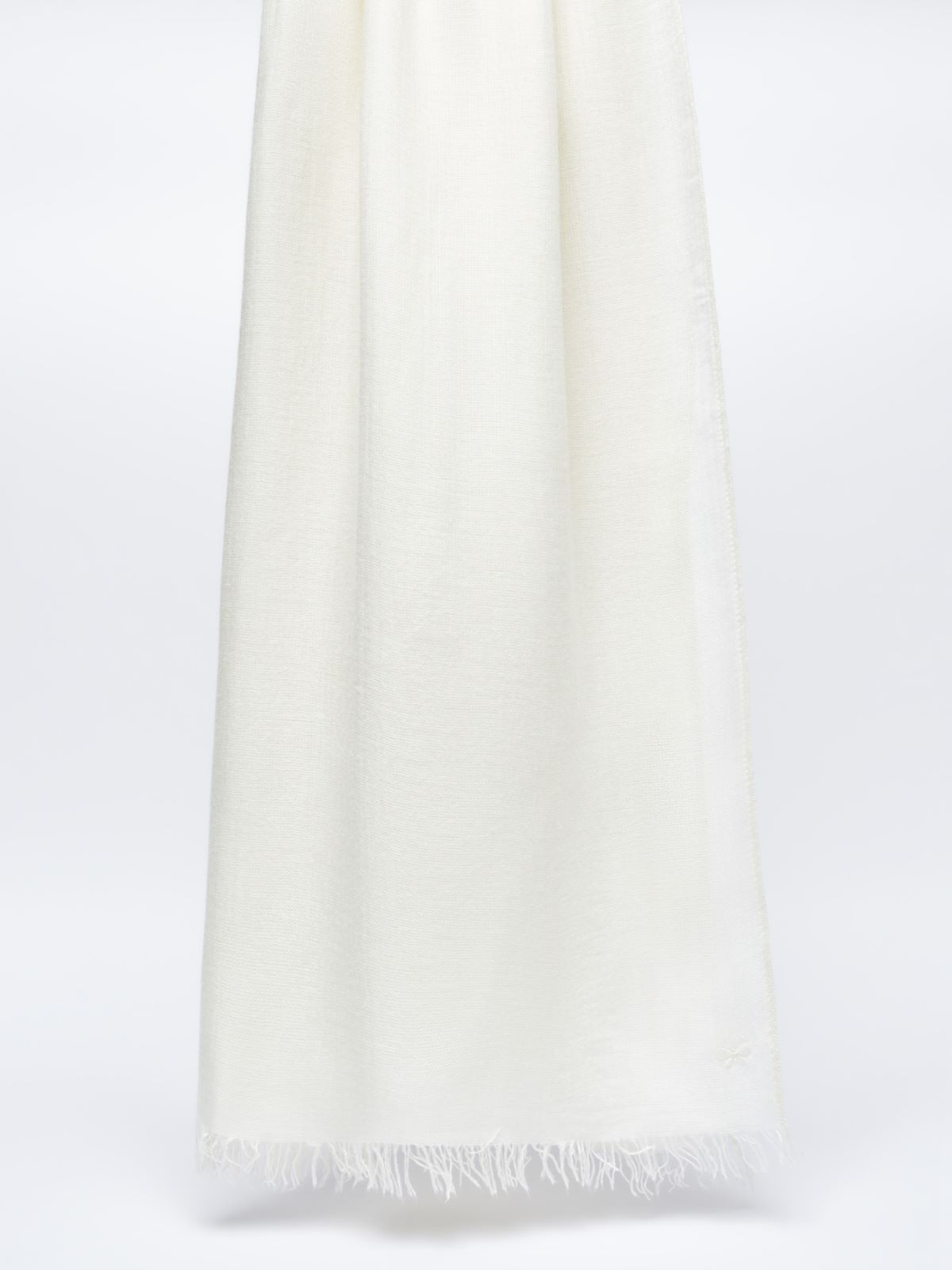 Viscose and cashmere shawl