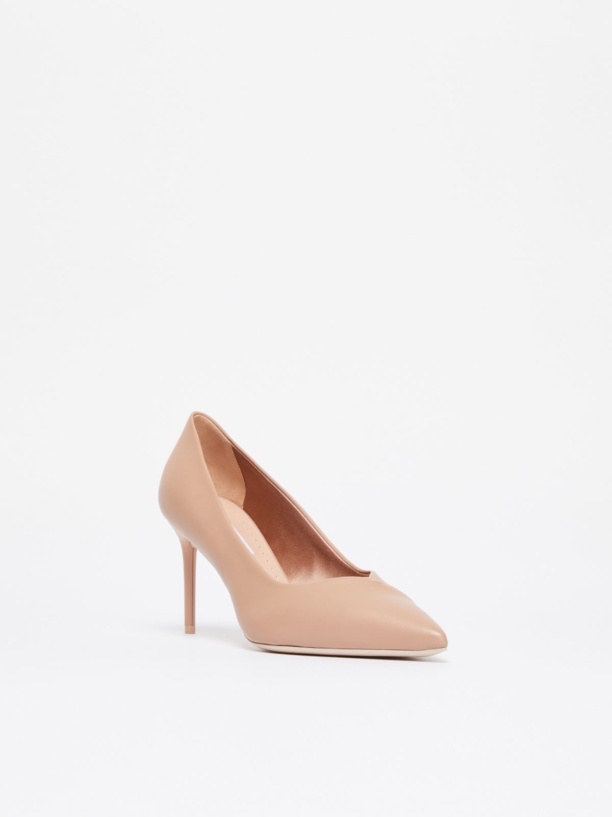 Nappa leather court shoes