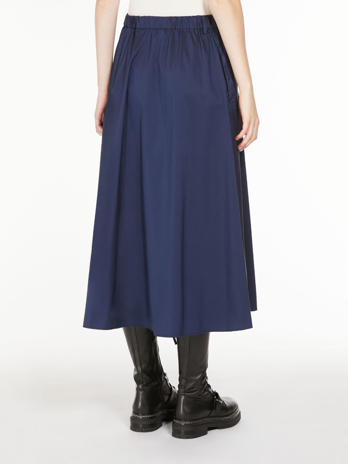 Full taffeta skirt