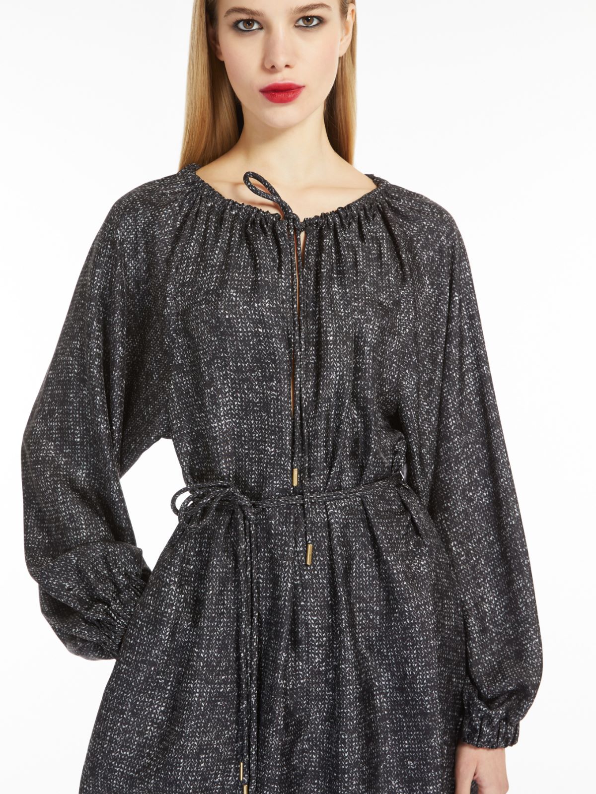 Short printed twill dress