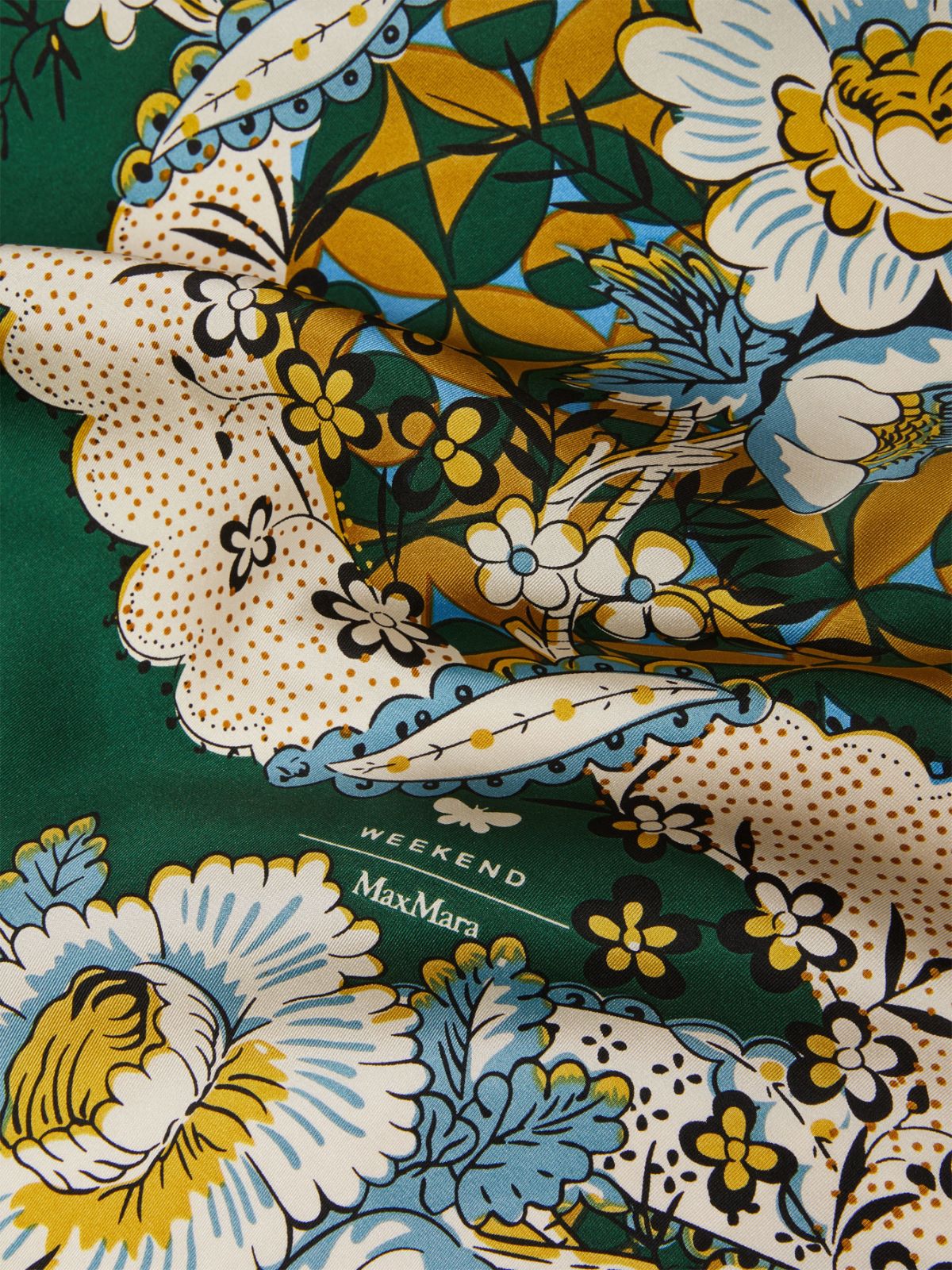 Printed silk maxi pocket square