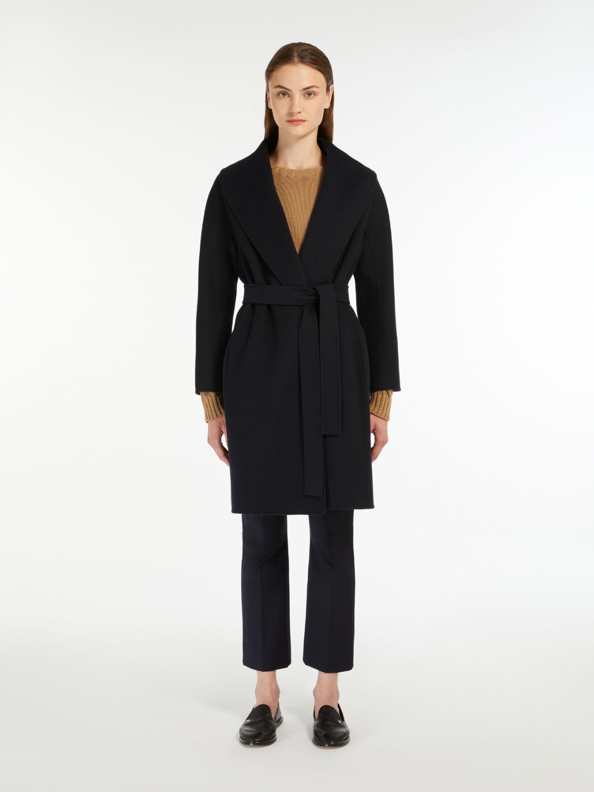 Short wool coat