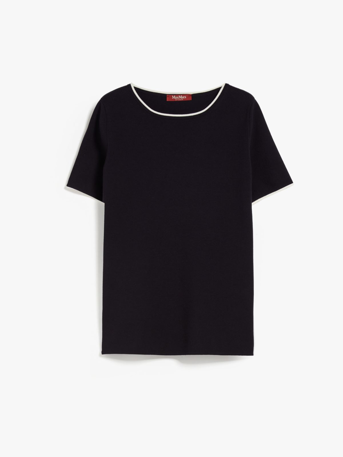 Viscose yarn sweater