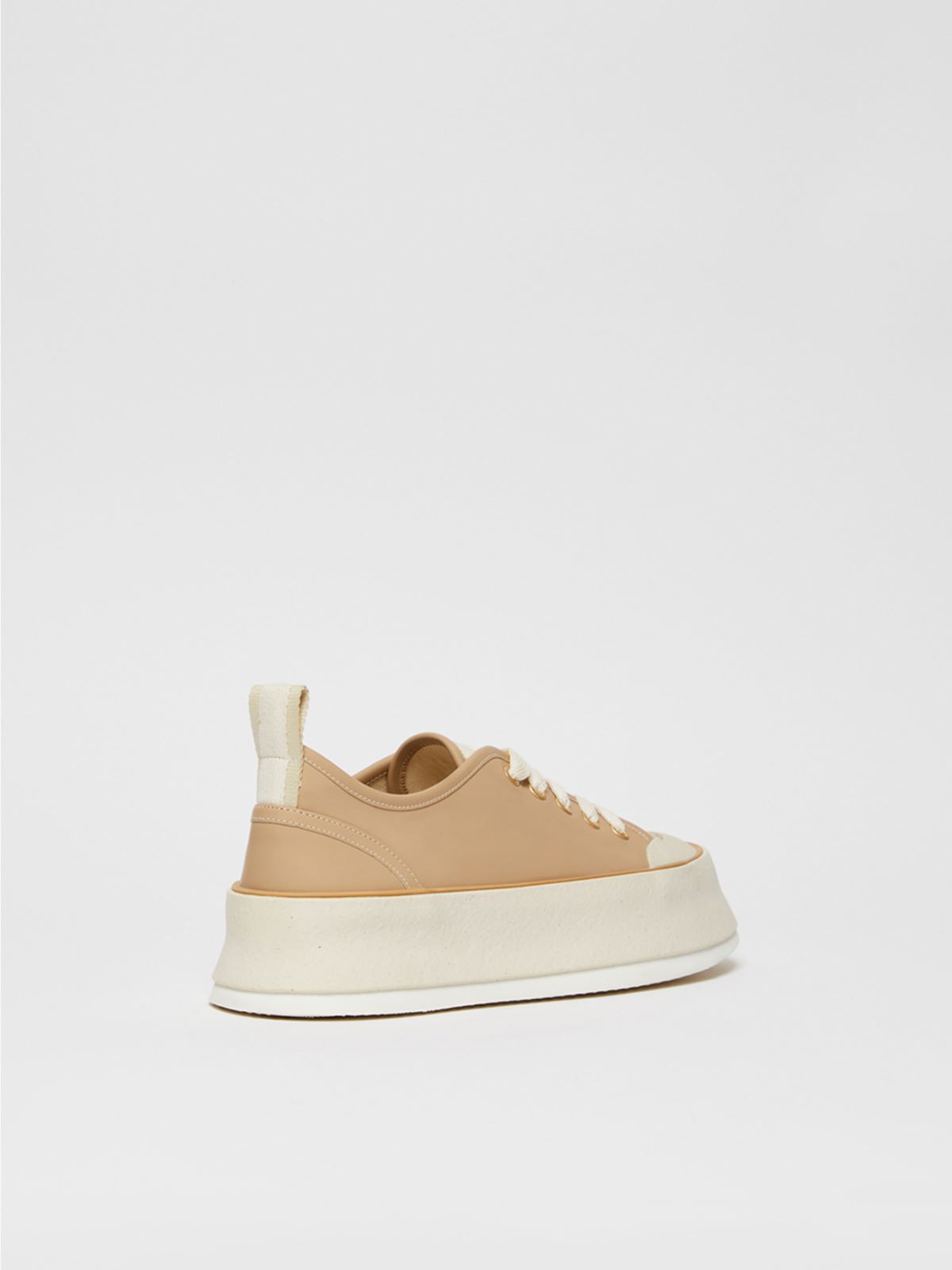 Smooth leather sneakers