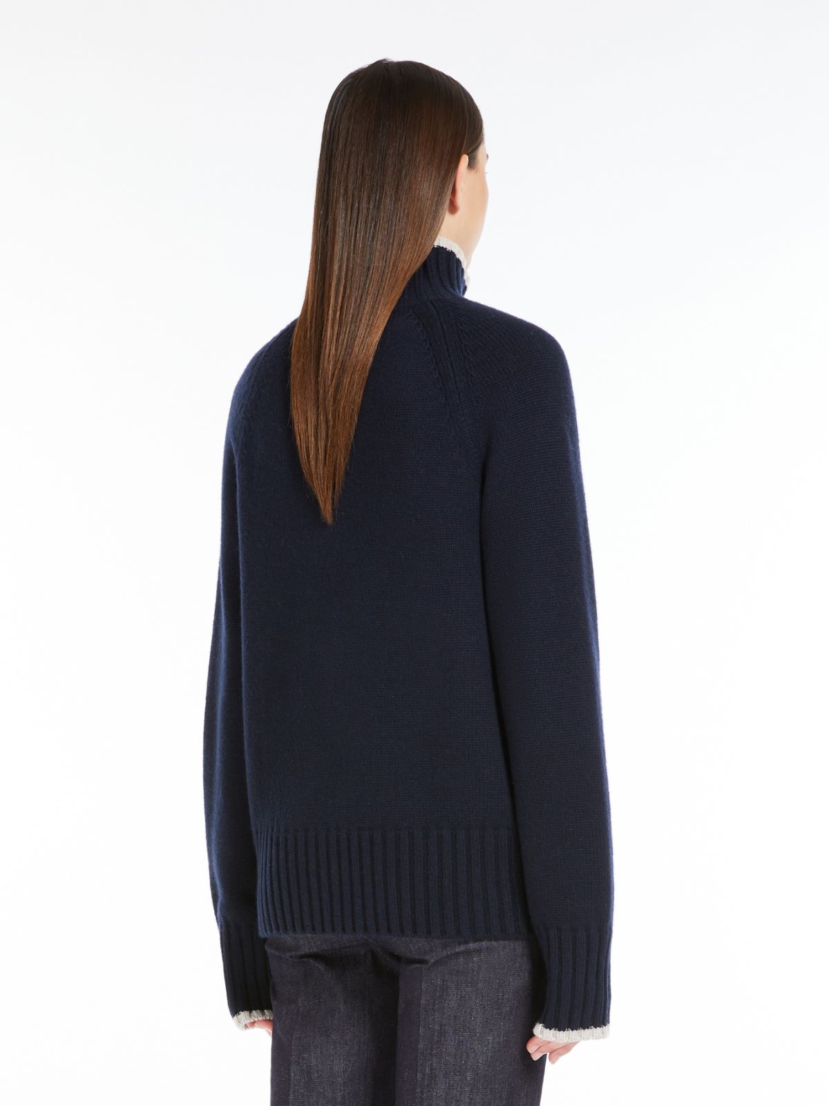 Turtleneck in wool and cashmere
