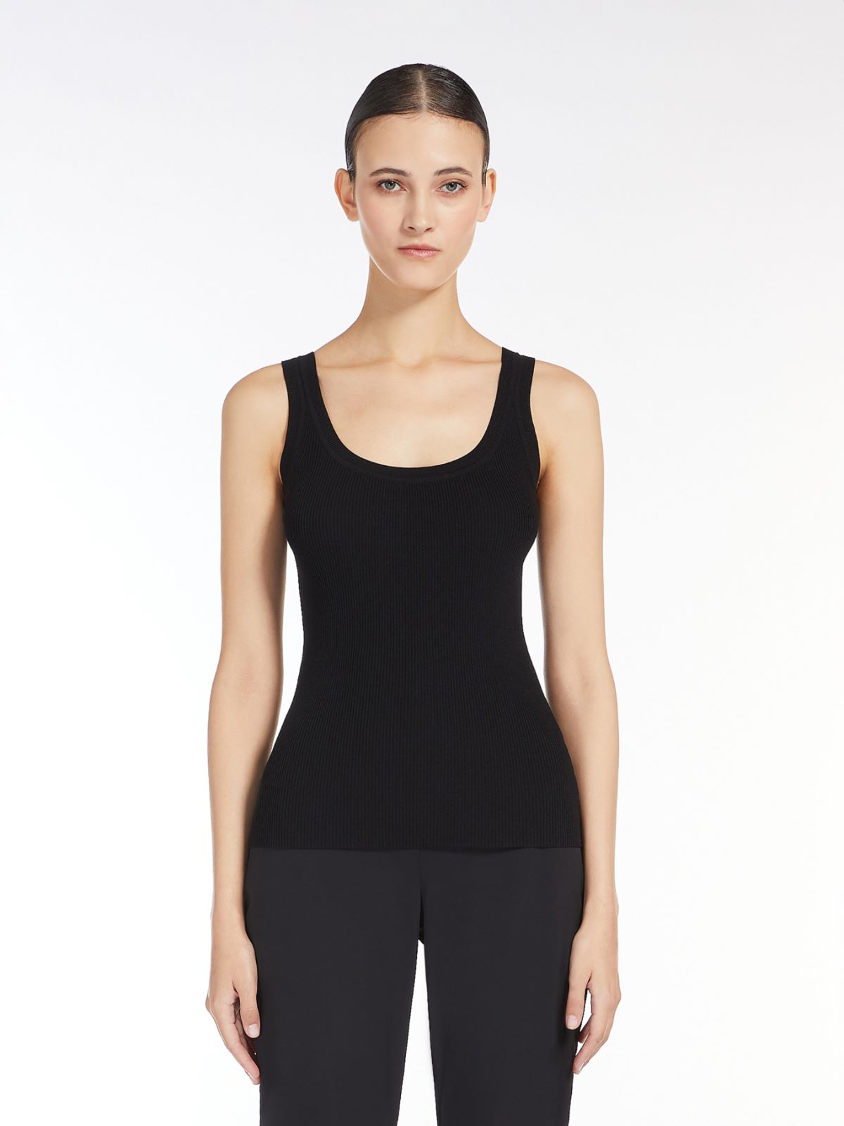 Viscose crepe yarn top