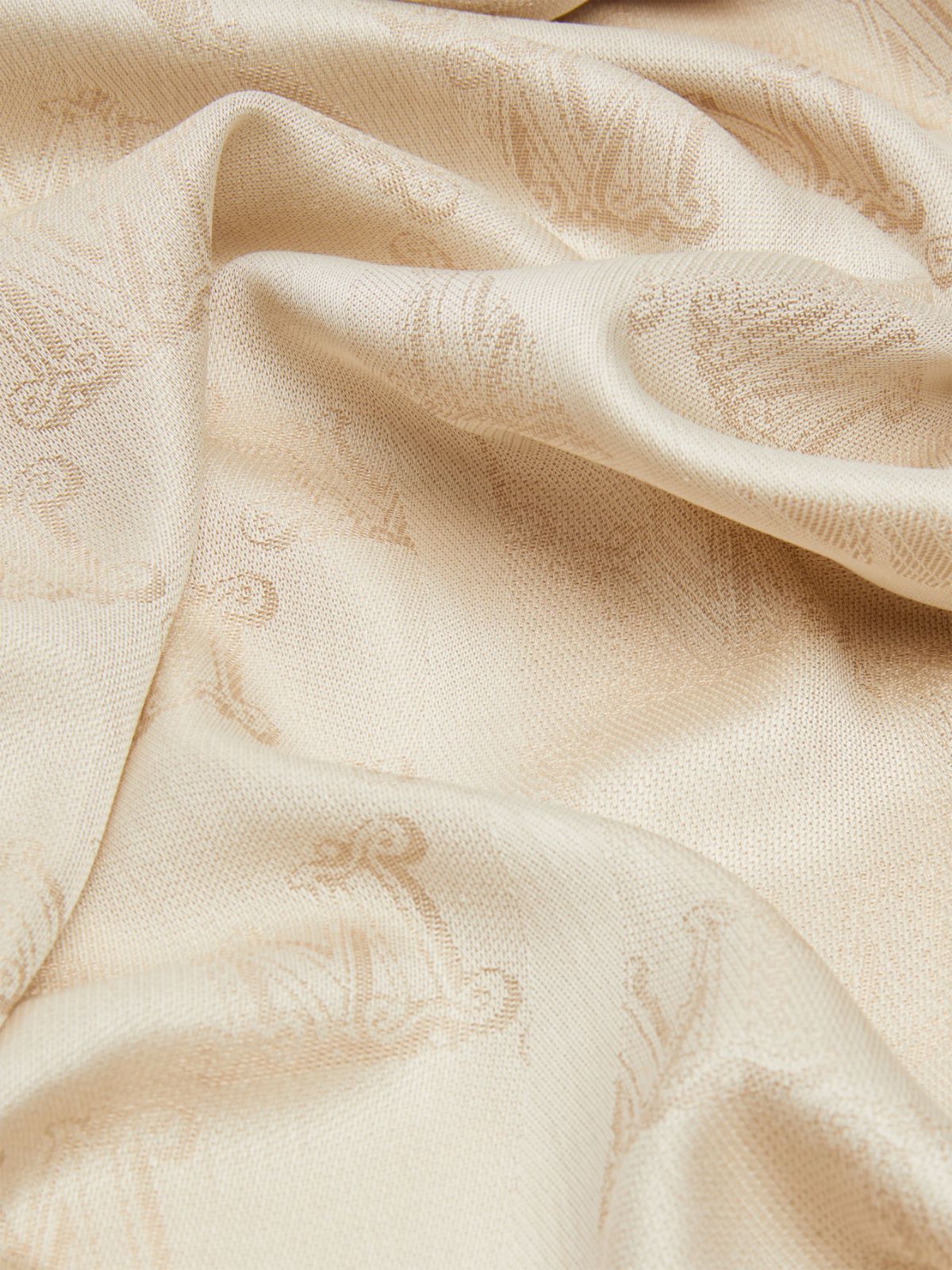 Jacquard silk shawl