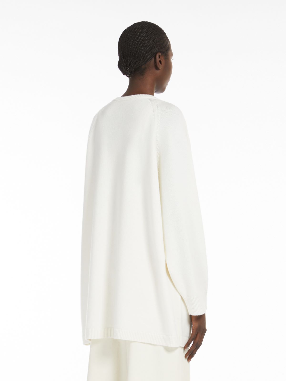 Soft wool and cashmere jumper