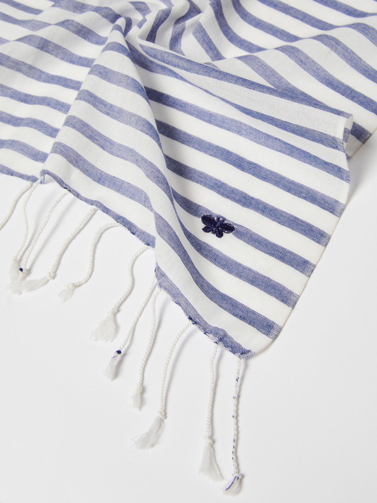 Yarn-dyed cotton stole